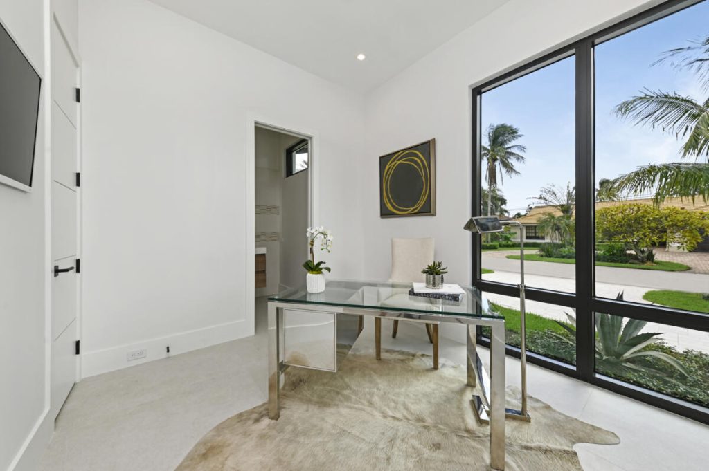 Coconut Palm Estate-Brand New Custom Build — image 40